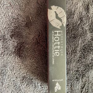 Younique Hottie Lip Plumper